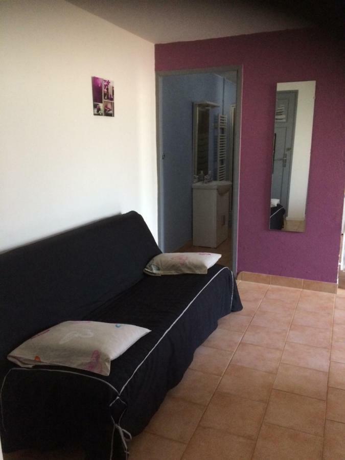 Appartement / Gite Les Papillons Lablachère 外观 照片